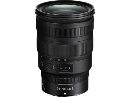 Nikon Z 24-70mm f/2.8 S — Vista lateral