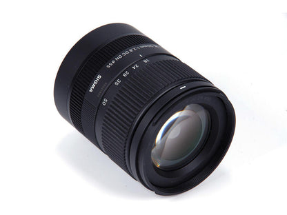 Sigma 18-50mm f/2.8 DC DN Contemporary — Vista lateral